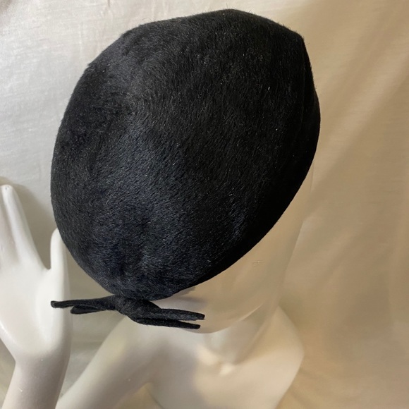 Ladies Blk Felt Vintage Red 3 Hammett Pillbox Hat - Picture 4 of 7